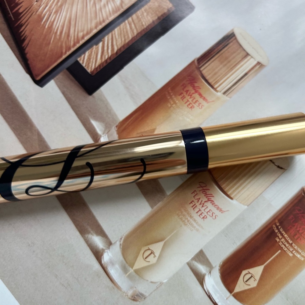 Estee Lauder Sumptuous Extreme Mascara - 01 Extreme Black full size without box